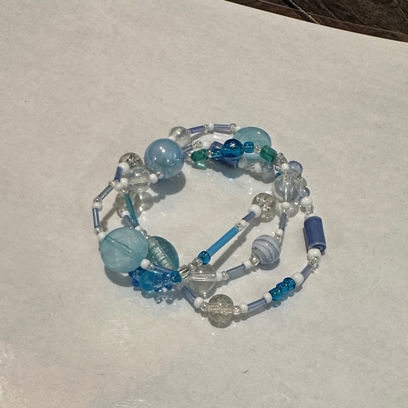 Blue and Silver Beaded Bracelet Set - Connected Triple Bracelet NWOT gifts - Picture 4 of 4